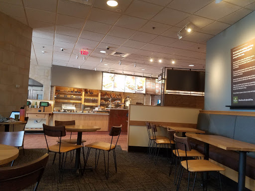 Shopping Mall «Gateway Shopping Center», reviews and photos, 221 E Swedesford Rd, Wayne, PA 19087, USA