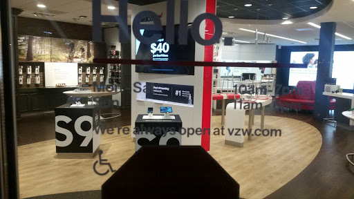 Cell Phone Store «Verizon», reviews and photos, 2780 NW 188th Ave, Hillsboro, OR 97124, USA