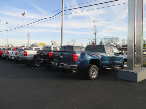 Chevrolet Dealer «Chandler Chevrolet», reviews and photos, 600 Clifty Dr, Madison, IN 47250, USA