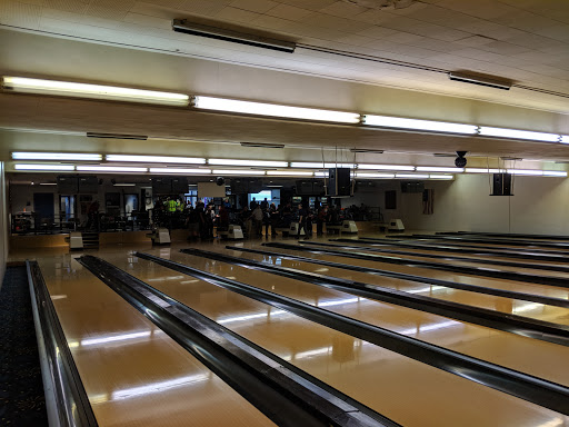 Bowling Alley «Pike Lanes Bowling Inc», reviews and photos, 121 2nd St Pike, Southampton, PA 18966, USA