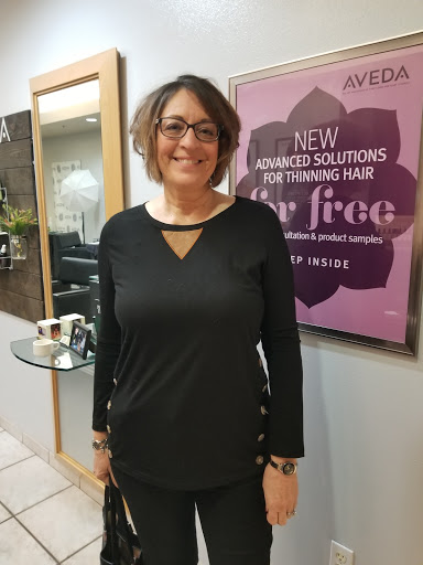 Beauty Salon «Bella Vita Salon & Day Spa», reviews and photos, Bella Vita Salon & Day Spa, 285 Liberty St NE #130, Salem, OR 97301, USA