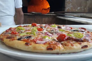 Kervansaray Taş Fırın Pizza image