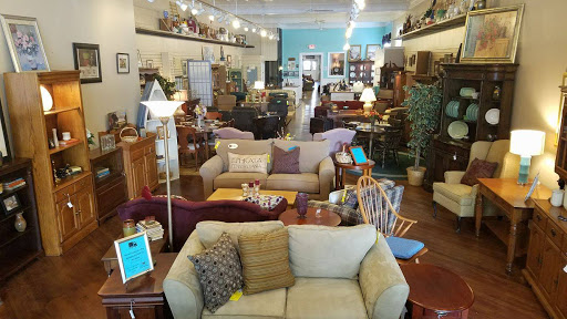 Used Furniture Store «Hometown Refurnishing», reviews and photos, 24 E Main St, Ephrata, PA 17522, USA