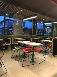 Atmosphère du Restauration rapide McDonald's à Saint-Ouen-l'Aumône - n°1