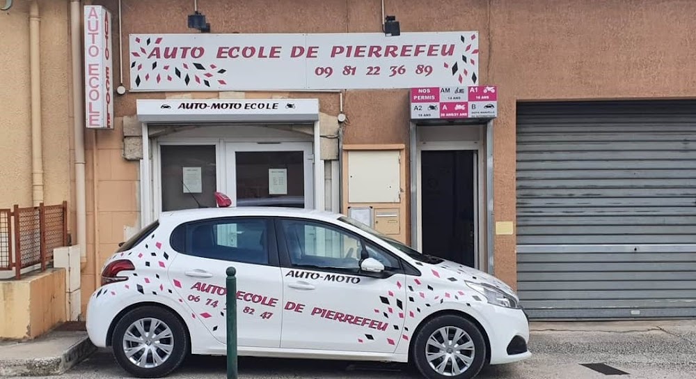 photo de l'auto ecole Auto école de Pierrefeu