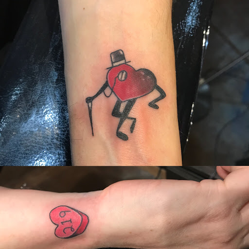 Explore finger name tattoo ideas, creative tattoo ideas in Phoenix, available at The Snooty Fox Tattoo and piercing