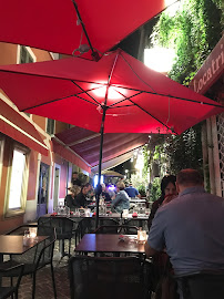 Atmosphère du Restaurant de spécialités provençales Restaurant Le Chaudron à Cassis - n°4