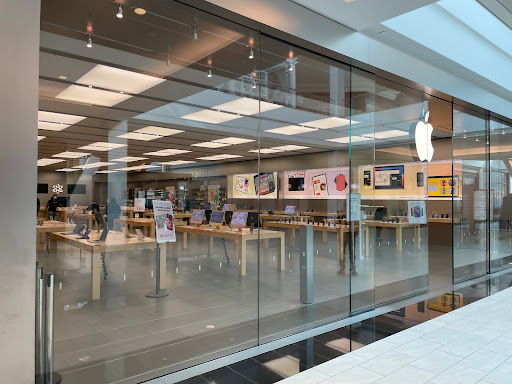 Computer Store «Apple King of Prussia», reviews and photos, 160 N Gulph Rd, King of Prussia, PA 19406, USA