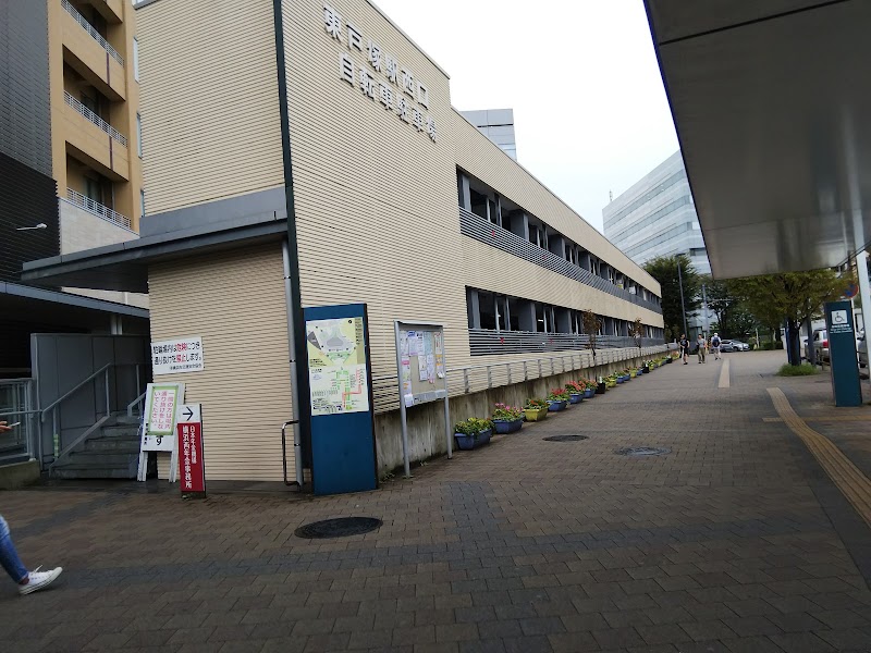 東戸塚駅西口自転車駐車場