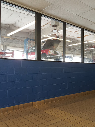 Auto Parts Store «Pep Boys Auto Parts & Service», reviews and photos, 3528 W Cactus Rd, Phoenix, AZ 85029, USA