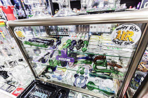 Vaporizer Store «Happy Rock Smoke Shop», reviews and photos, 334 NE 72nd St, Kansas City, MO 64118, USA
