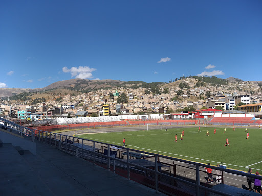 Campo de béisbol Cajamarca