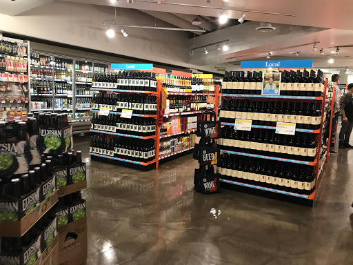 Grocery Store «Whole Foods Market», reviews and photos, 2210 Westlake Ave, Seattle, WA 98121, USA