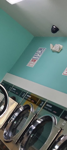 Laundromat «Bluewater Laundromat», reviews and photos, 104 W Corral St, South Padre Island, TX 78597, USA