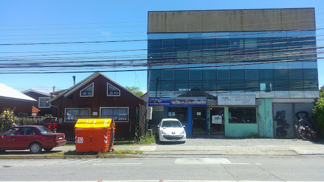 Opiniones de Accescar Repuestos en Puerto Montt - Centro comercial