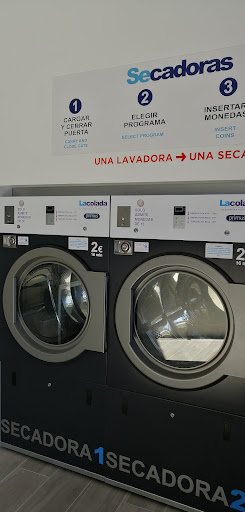 Lavandería autoservicio LaColada Isla Plasencia
