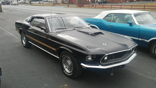 Auto Repair Shop «Custom Auto Repairs and Sales», reviews and photos, 2327 S Market St, Elizabethtown, PA 17022, USA