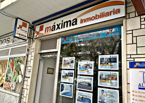 Mejor Inmobiliaria en Sevilla y Aljarafe/ Guido La - C. Luis Montoto, 154, Bajo Local Comercial, 41005 Sevilla, España