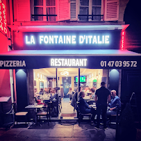 Bar du Restaurant italien Restaurant La Fontaine d'Italie à Paris - n°10
