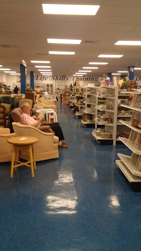 Thrift Store «Goodwill Boynton Beach Store & Donation Center», reviews and photos