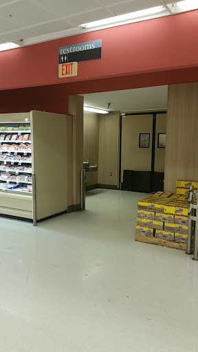 Grocery Store «Winn-Dixie», reviews and photos, 17221 NW 27th Ave, Miami Gardens, FL 33056, USA