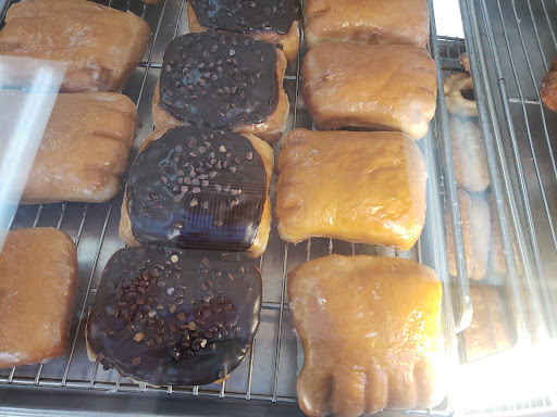 Coffee Shop «19th Donut Hole», reviews and photos, 116 N Lindsay Rd #17, Mesa, AZ 85213, USA