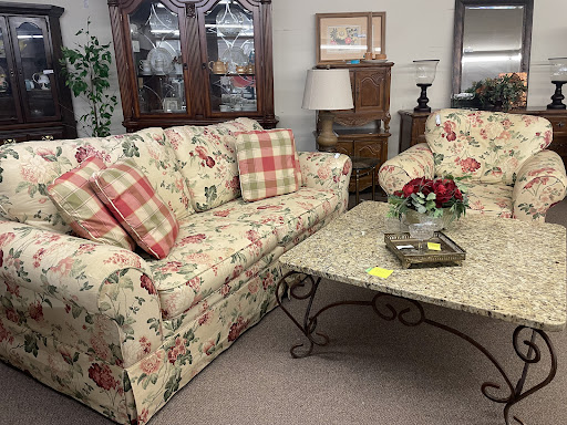 Consignment Shop «Refabulous Furnishings», reviews and photos, 2231 Vestal Pkwy W, Vestal, NY 13850, USA