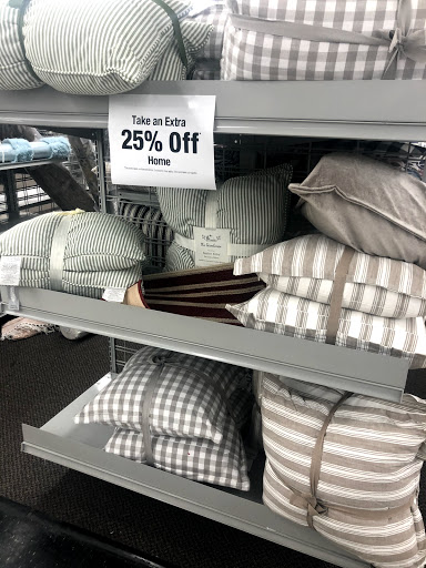 Clothing Store «Burlington Coat Factory», reviews and photos, 9321 Telegraph Rd, Redford Charter Twp, MI 48239, USA