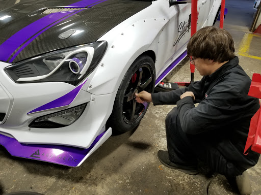 Tire Shop «Discount Tire Store - Oak Lawn, IL», reviews and photos, 6635 95th St, Oak Lawn, IL 60453, USA