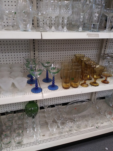 Non-Profit Organization «Second Hand Rose Resale Shop», reviews and photos