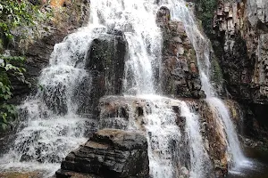 Cachoeira Do Dragão Voador image