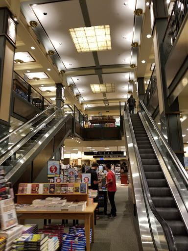 Book Store «Barnes & Noble», reviews and photos, 7881 Edinger Ave, Huntington Beach, CA 92647, USA
