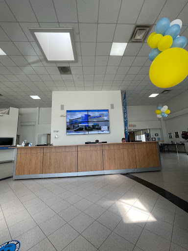 Honda Dealer «Honda BMW of Champaign», reviews and photos, 100 Burwash Ave, Savoy, IL 61874, USA