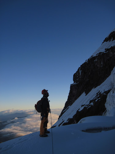 Lonely Summits "Climbing and Outdoor Travel" - Agencia de viajes
