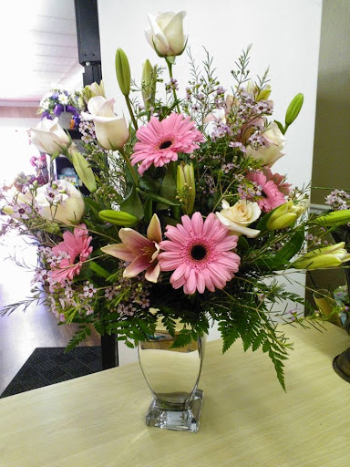 Florist «Floral Charisma», reviews and photos, 109 N Washington St, DeRidder, LA 70634, USA