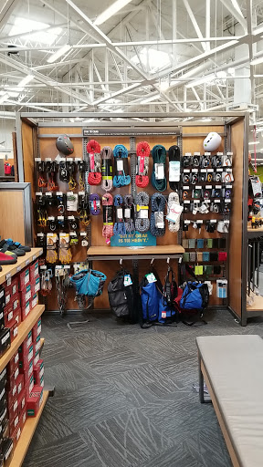 Camping Store «REI», reviews and photos, 2200 Bergen Town Center, Paramus, NJ 07652, USA