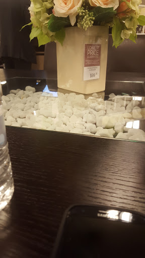 Furniture Store «Raymour & Flanigan Furniture and Mattress Store», reviews and photos, 895 E Gate Blvd, Garden City, NY 11530, USA