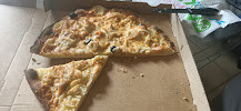 Plats et boissons du Pizzas à emporter Le Kiosque à Pizzas NEUVILLE AUX BOIS - n°1