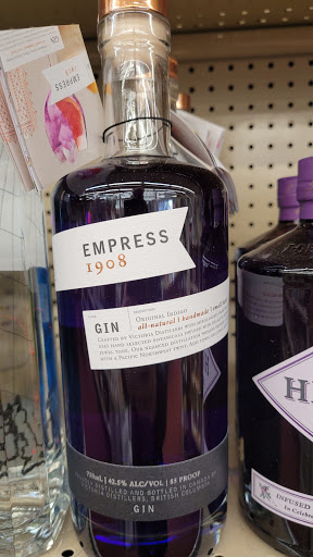 Liquor Store «M & R Liquor Store», reviews and photos, 214 W Main St, Avon, CT 06001, USA