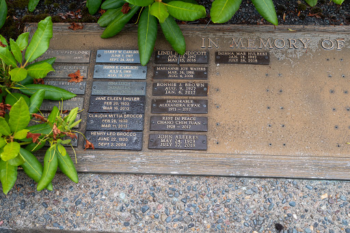 Funeral Home «Sunset Hills Cemetery, Funeral Home & Crematorium», reviews and photos, 4810 Willamette St, Eugene, OR 97405, USA