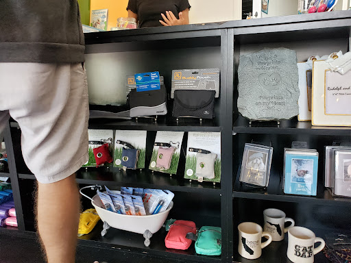 Pet Store «Naked Dog Bistro», reviews and photos, 424 Forest Ave, Laguna Beach, CA 92651, USA