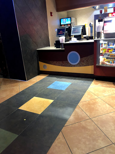 Movie Theater «Regal Cinemas Dulles Town Center 10», reviews and photos, 21100 Dulles Town Cir #203, Sterling, VA 20166, USA