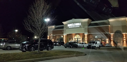 Book Store «Barnes & Noble», reviews and photos, 4015 Medina Rd, Akron, OH 44333, USA