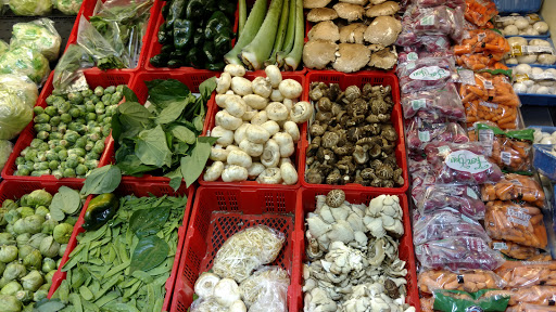 Produce Market «Fresh Farms», reviews and photos, 2626 W Devon Ave, Chicago, IL 60659, USA