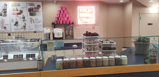 Ice Cream Shop «Marble Slab Creamery», reviews and photos, 14 Biltmore Ave, Asheville, NC 28801, USA