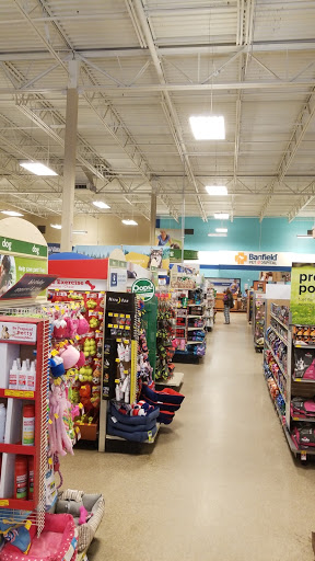 Pet Supply Store «PetSmart», reviews and photos, 139 Radio Dr, Stroudsburg, PA 18360, USA