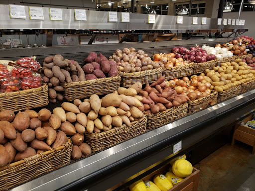 Natural Foods Store «PCC Natural Markets - Greenlake Aurora», reviews and photos, 7504 Aurora Ave N, Seattle, WA 98103, USA