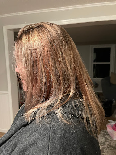 Beauty Salon «Trashy Roots Salon», reviews and photos, 1 W 2nd St, Washington, MO 63090, USA