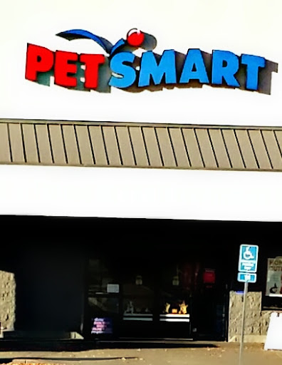 Pet Supply Store «PetSmart», reviews and photos, 160 Wadsworth Blvd, Lakewood, CO 80226, USA