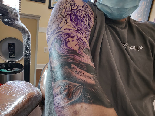 Tattoo Shop «Loose Screw Tattoo», reviews and photos, 3313 W Cary St, Richmond, VA 23221, USA